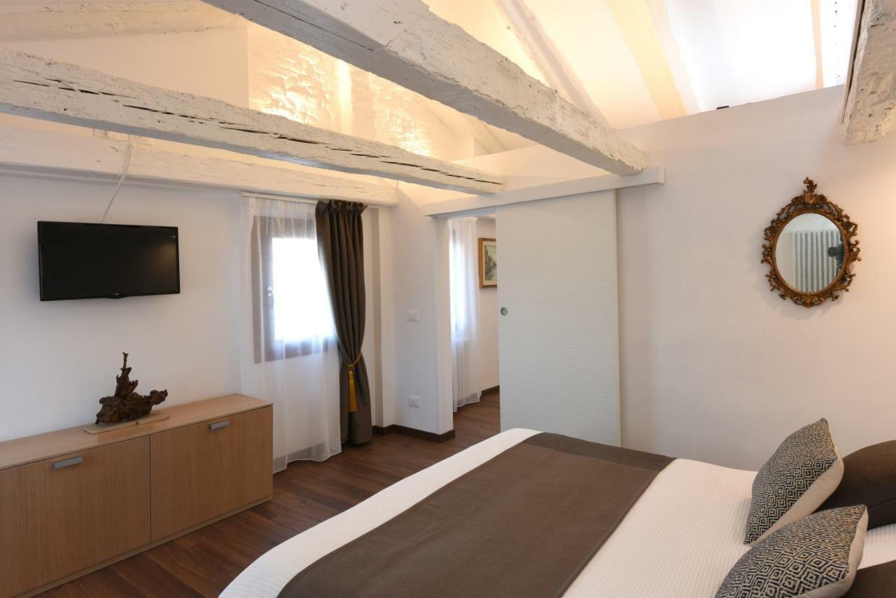 Sweet Apartment Frari Venedig Exteriör bild