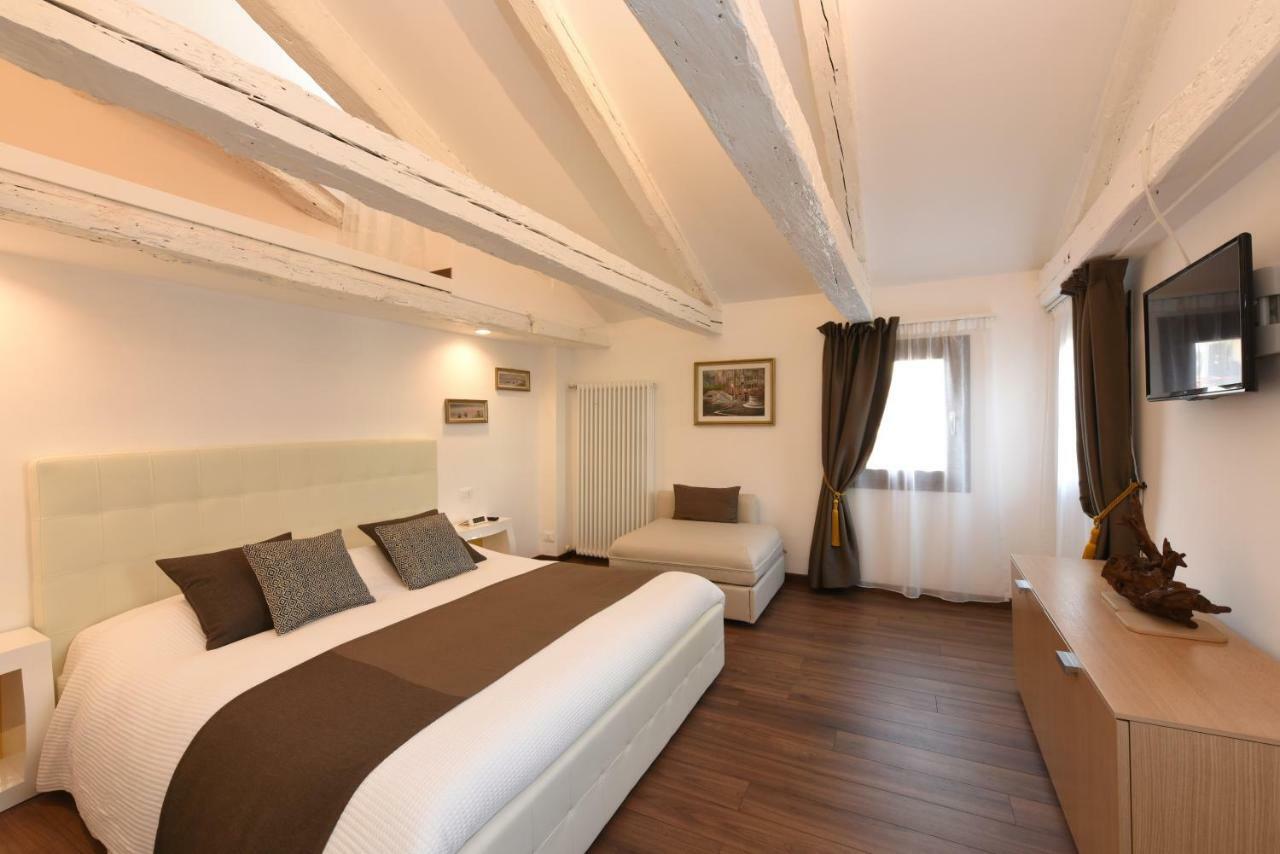 Sweet Apartment Frari Venedig Exteriör bild